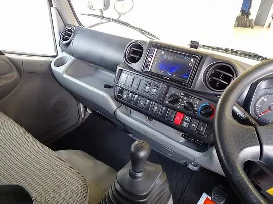 トヨエース 2t 4WD 高床 標準セミロング Wキャブ/垂直PG付
