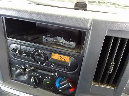 エルフ 1.15t 4WD FFL Sタイヤ Wキャブ