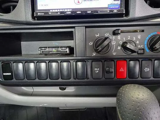 ダイナ 1.25t 4WD FJL Sタイヤ 平ボデー