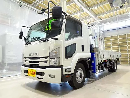 【年次点検済】フォワード 4.8t 増トン 標準ベッド付 タダノ4段クレーン付 240ps