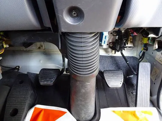 【年次点検済】フォワード 4.8t 増トン 標準ベッド付 タダノ4段クレーン付 240ps
