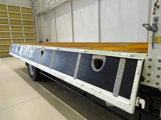 【年次点検済】フォワード 4.8t 増トン 標準ベッド付 タダノ4段クレーン付 240ps