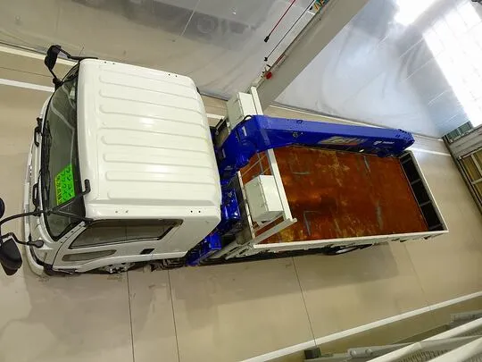 【年次点検済】フォワード 4.8t 増トン 標準ベッド付 タダノ4段クレーン付 240ps