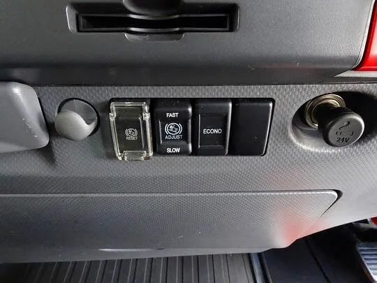 エルフ 3t 高床 ワイドロング 低温冷凍車 スタンバイ/格納ゲート付