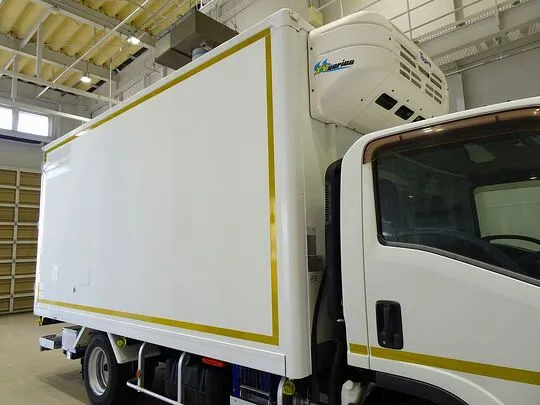 エルフ 3t 高床 ワイドロング 低温冷凍車 スタンバイ/格納ゲート付