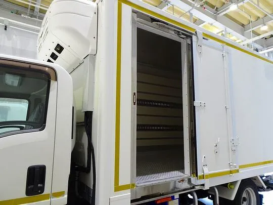 エルフ 3t 高床 ワイドロング 低温冷凍車 スタンバイ/格納ゲート付