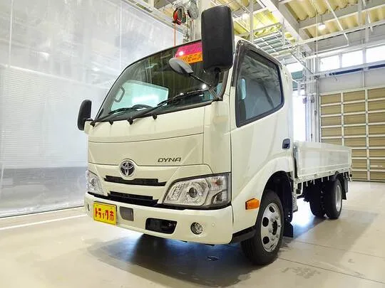 ダイナ 1.75t FJL Wタイヤ 平ボデー 未使用車