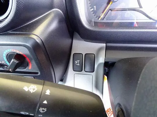 ダイナ 1.75t FJL Wタイヤ 平ボデー 未使用車