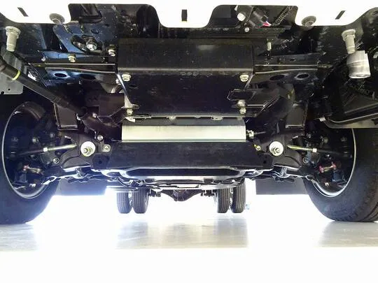 ダイナ 1.75t FJL Wタイヤ 平ボデー 未使用車