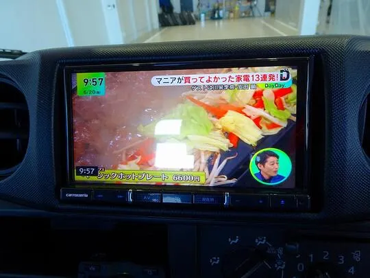 【年次点検済】デュトロ 2.85t FJL 標準セミロング タダノ4段クレーン付