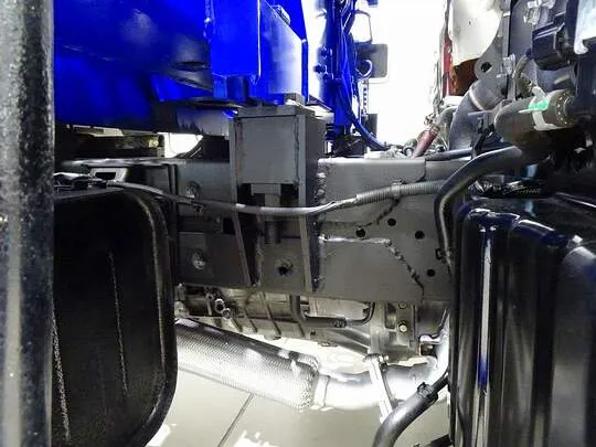 【年次点検済】デュトロ 2.85t FJL 標準セミロング タダノ4段クレーン付