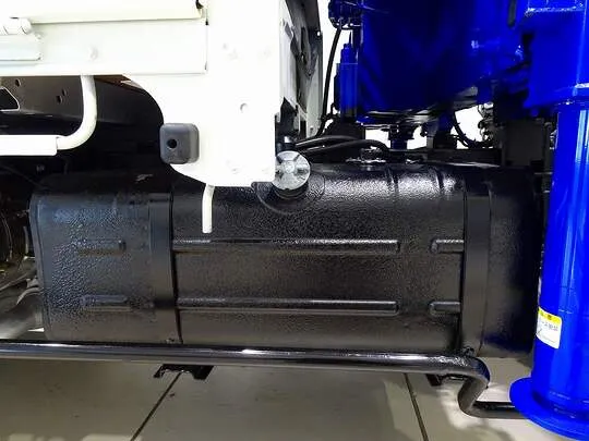 【年次点検済】デュトロ 2.85t FJL 標準セミロング タダノ4段クレーン付