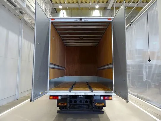 キャンター 1.9t 4WD 高床 標準 アルミバン