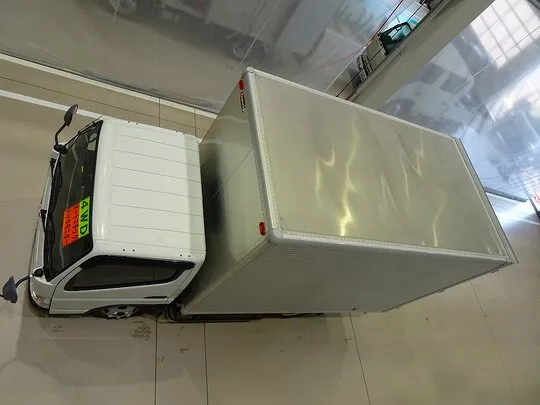 キャンター 1.9t 4WD 高床 標準 アルミバン