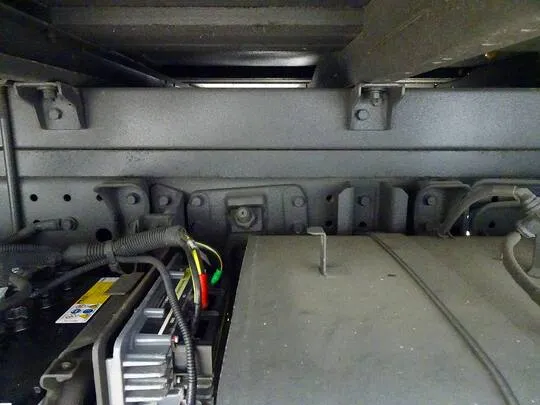 キャンター 1.9t 4WD 高床 標準 アルミバン