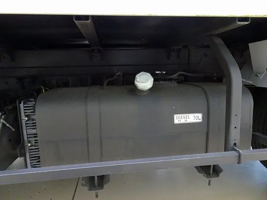 キャンター 1.9t 4WD 高床 標準 アルミバン