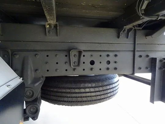 キャンター 1.9t 4WD 高床 標準 アルミバン