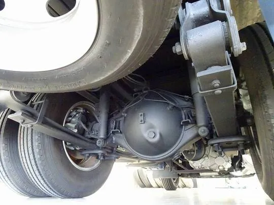 キャンター 1.9t 4WD 高床 標準 アルミバン