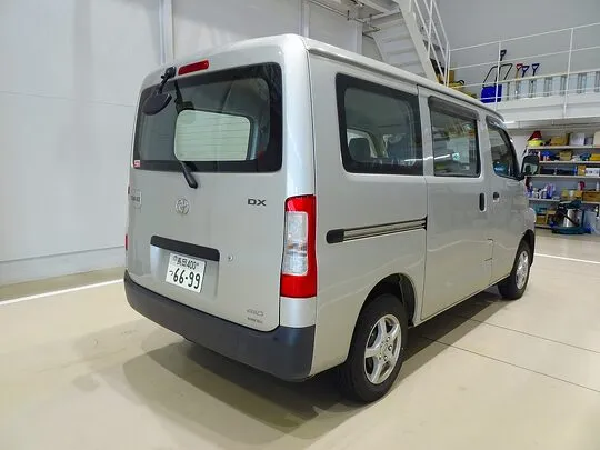 タウンエースバン DX 0.7t 4WD 2/5人乗り 5ドア ガソリン