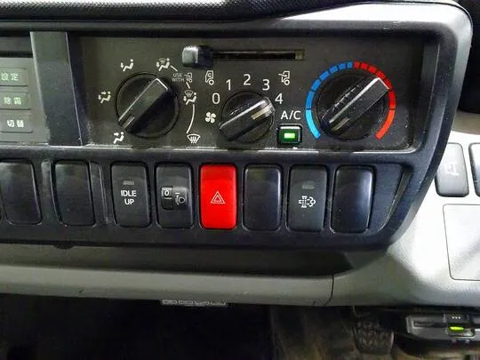 トヨエース 1.35t 4WD FJL Sタイヤ 4No. 低温冷凍車