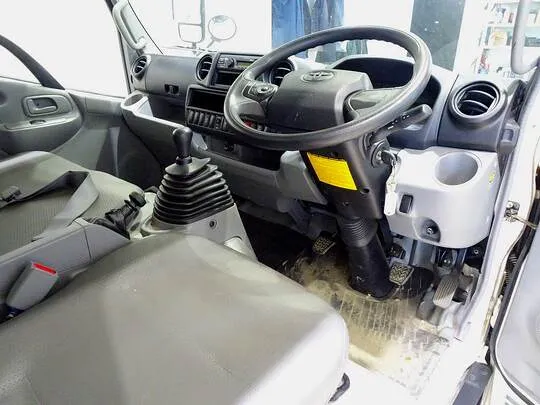 トヨエース 2t FJL 標準ロング アルミバン