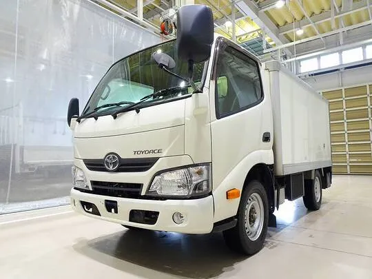 トヨエース 1.35t 4WD FJL Sタイヤ 4No. 中温冷凍車