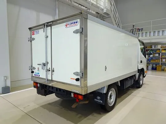 トヨエース 1.35t 4WD FJL Sタイヤ 4No. 中温冷凍車