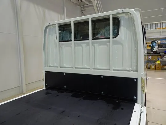 キャンター 2t 全低床 標準 Wキャブ/垂直PG付 未使用車