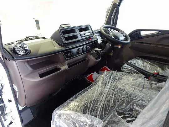 キャンター 2t 全低床 標準 Wキャブ/垂直PG付 未使用車