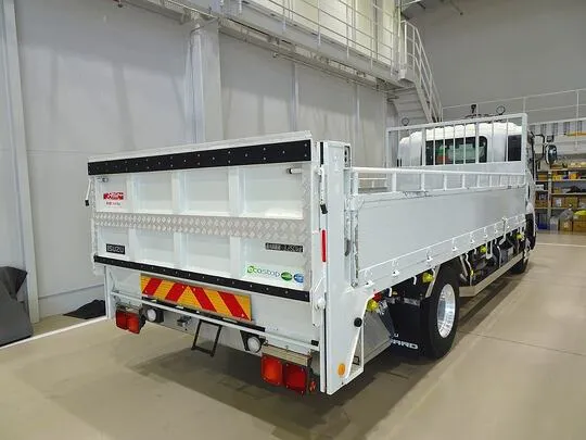フォワード 3.25t 標準ベッドレス アルミブロック 垂直P/G付 210ps