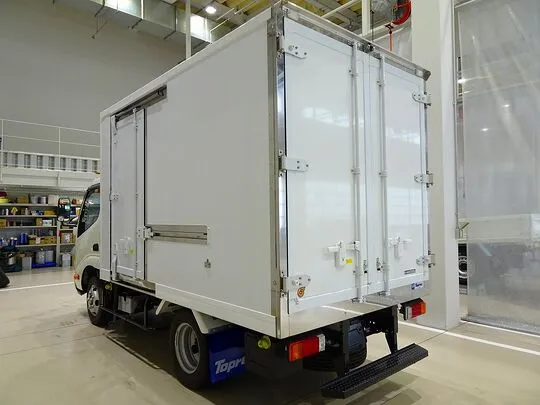 デュトロ 2t FJL 標準 低温冷凍車