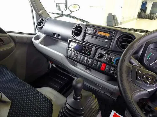 デュトロ 2t FJL 標準 低温冷凍車