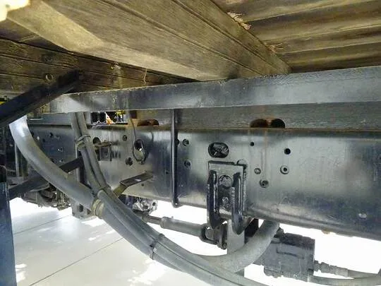 レンジャー 2.5t 標準ベッドレス ユニック4段クレーン付 190ps
