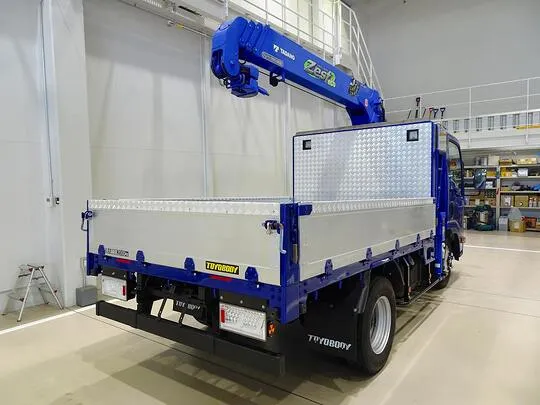 【年次点検済】エルフ 2t 4WD 高床 標準セミロング アルミブロック タダノ4段クレーン付