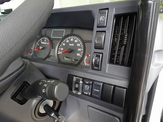 エルフ 2.35t 4WD FFL 深ダンプ