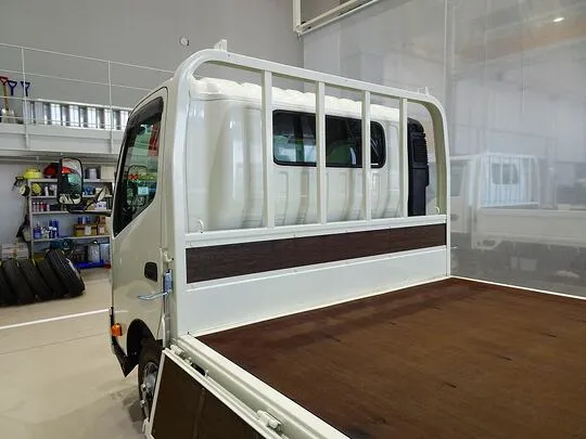 デュトロ 4.65t 高床 ワイド超ロング 平ボデー 未使用車