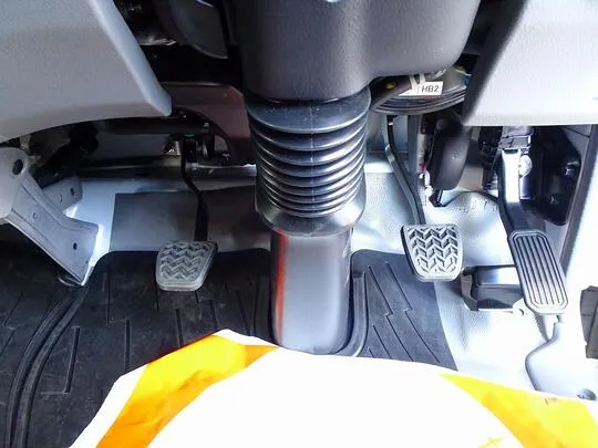 デュトロ 3.5t FJL ワイドロング アルミバン 未使用車