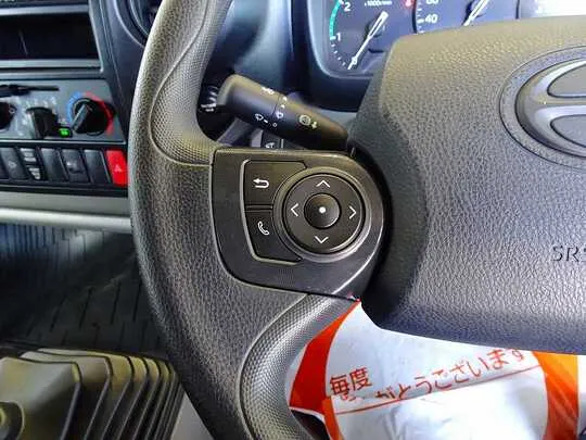 デュトロ 3.5t FJL ワイドロング アルミバン 未使用車