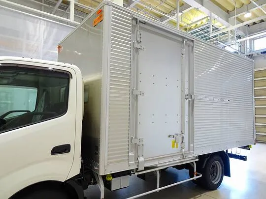 デュトロ 3.5t FJL ワイドロング アルミバン 未使用車