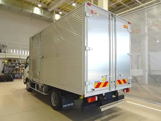 デュトロ 3.5t FJL ワイドロング アルミバン 未使用車