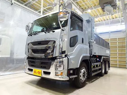 ギガ 9.2t 3軸 2デフ ダンプ 380ps