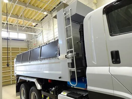 ギガ 9.2t 3軸 2デフ ダンプ 380ps