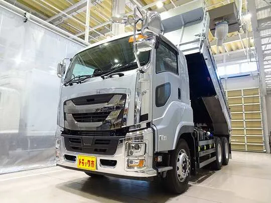 ギガ 9.2t 3軸 2デフ ダンプ 380ps