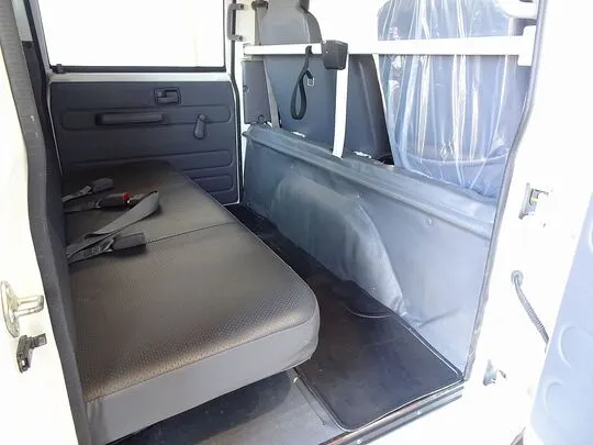 エルフ 1.15t 4WD FFL Sタイヤ Wキャブ
