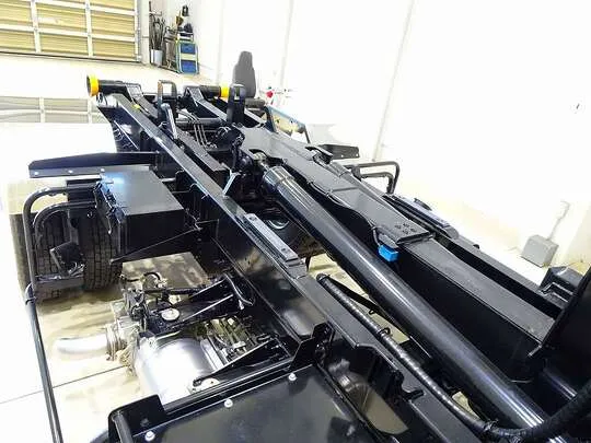 レンジャー 3.65t 標準ベッド付 アームロール 240ps