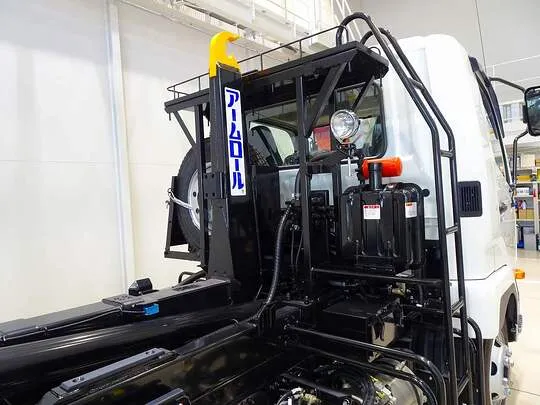 ファイター 3.45t 標準ベッドレス アームロール  220ps 未使用車