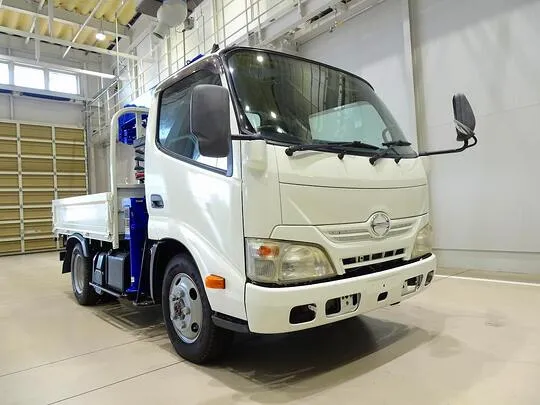 デュトロ  2t 4WD FJL 標準 タダノ3段クレーン付