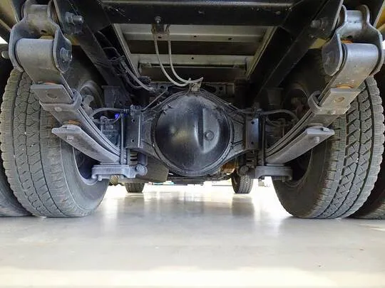 デュトロ  2t 4WD FJL 標準 タダノ3段クレーン付