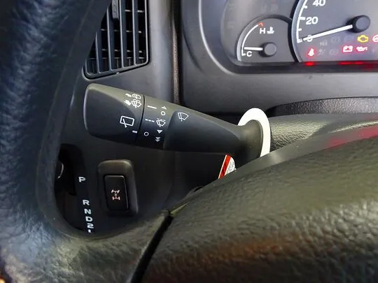 ボンゴバン DX 0.7t 4WD 2/5人乗り 5ドア ガソリン