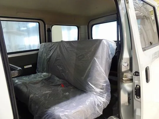 ボンゴバン DX 0.7t 4WD 2/5人乗り 5ドア ガソリン